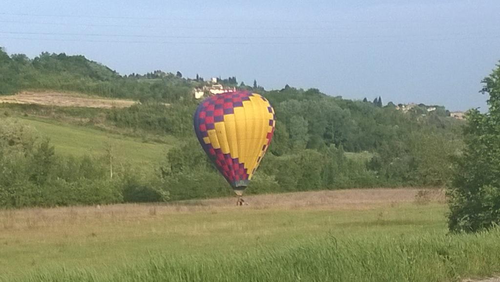 Appartamento Old England In Chianti Монтеспертоли Стая снимка